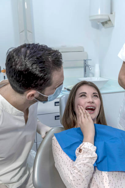 Best Emergency Gum Treatment in Riverside, CT