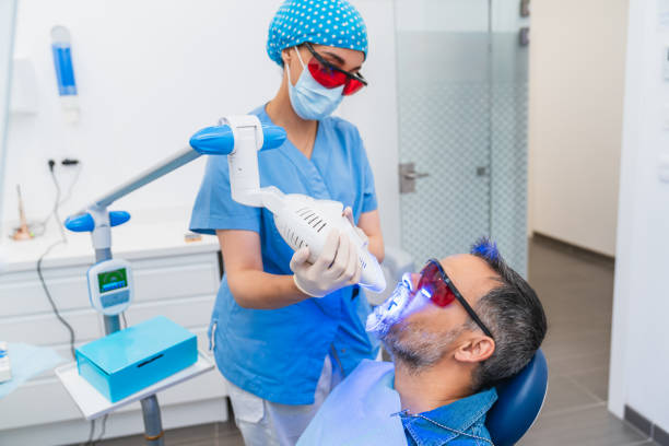 Best Emergency Tooth Extraction in Riverside, CT